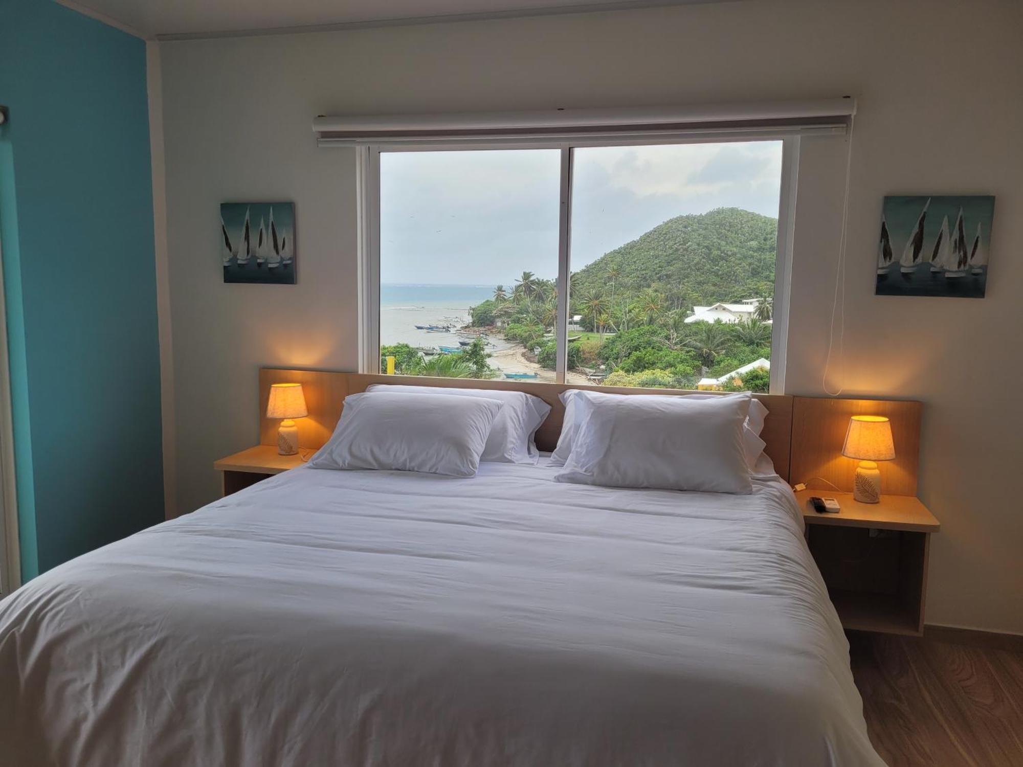 321 Surprise Beach House And Glamping Archibolds Quarto foto