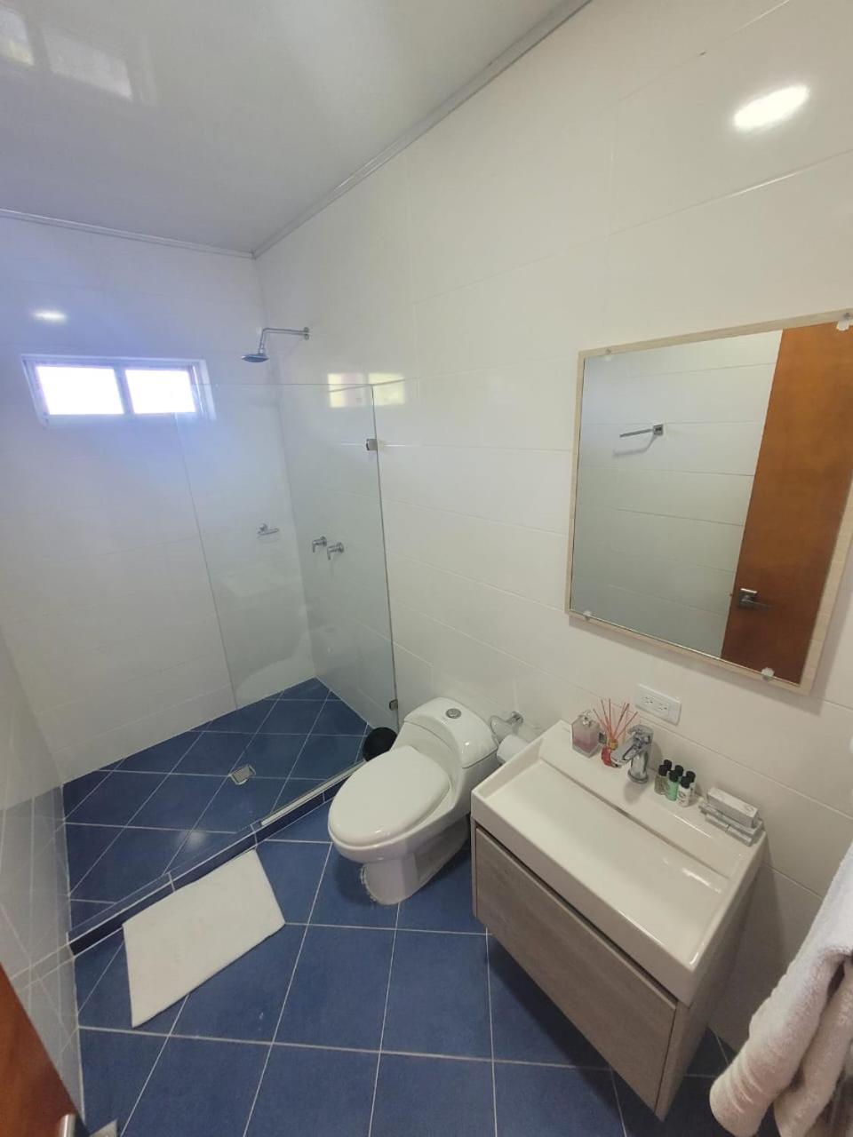 321 Surprise Beach House And Glamping Archibolds Quarto foto